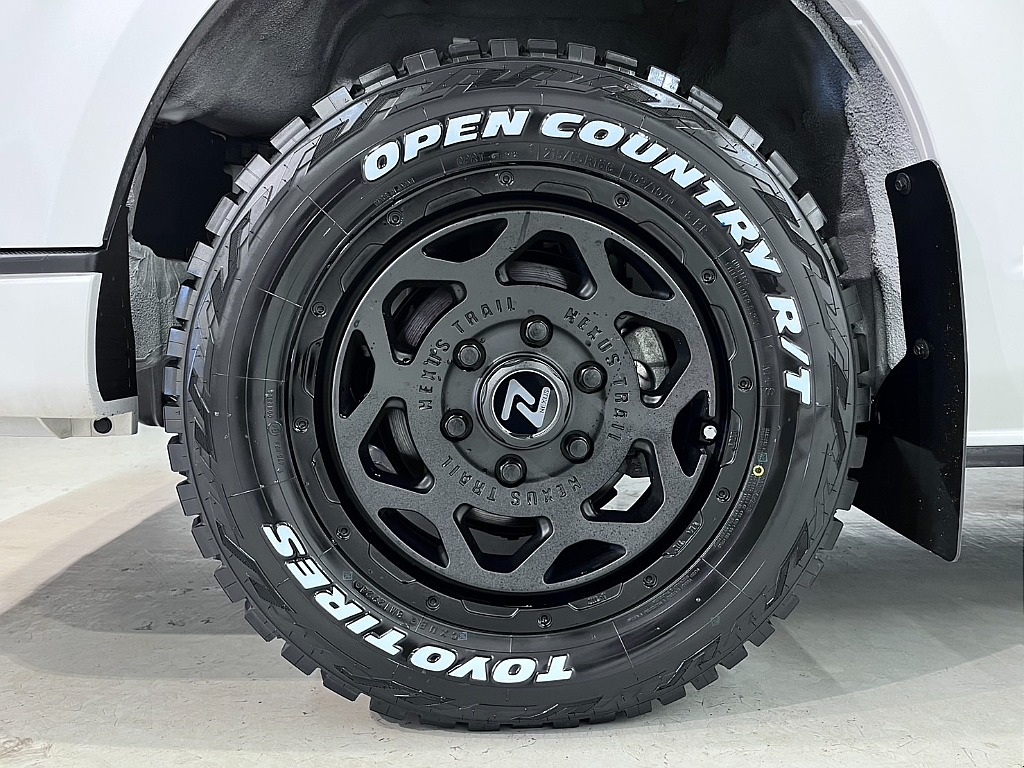 TOYO　TIRES タイヤ 16in・NEXUS TRAIL NT-1 アルミホイール 16in