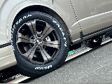 FLEXオリジナルバルベロアーバン17インチアルミホイール装備！