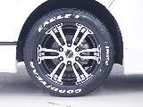 トヨタ ハイエースバン(4枚目)