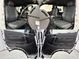 運転席助手席ともに綺麗です♪