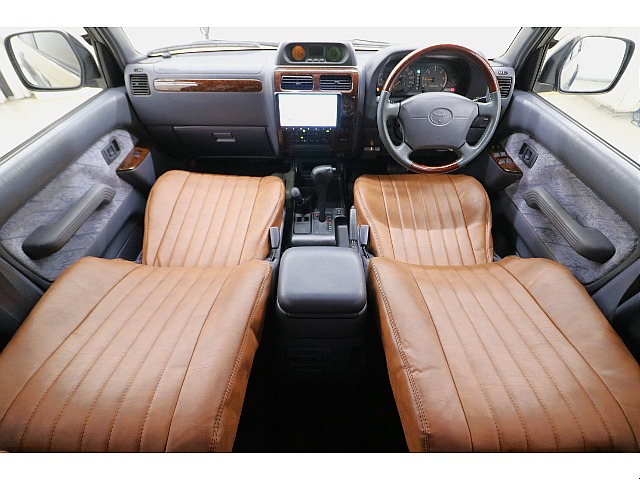 内装は当店にてルームクリーニング済みとなりますので綺麗な状態です♪