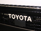 真ん中のTOYOTAマークが良いアクセント♪