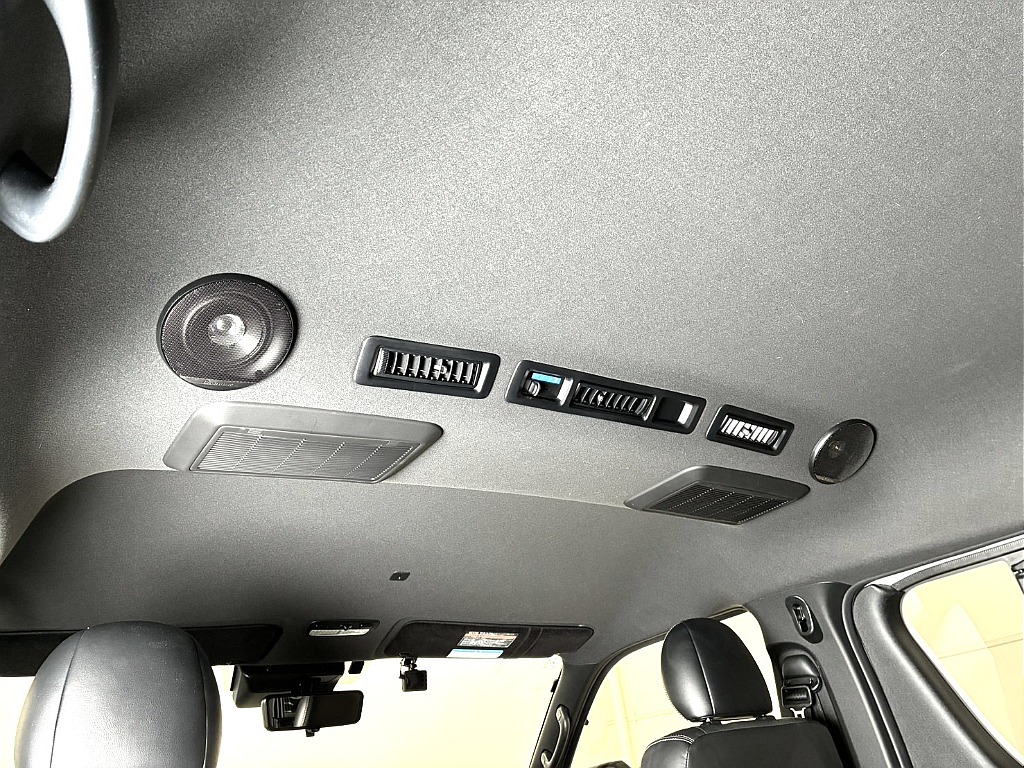 ルーフスピーカーつき！