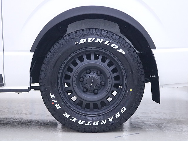 ダンロップ　グラントレック　×　FLEX　ネクサスクレストアルミ　16in　×　FLEX　オーバーフェンダー