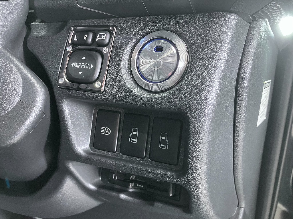 プッシュスタート・ETC・両側自動スライドドア