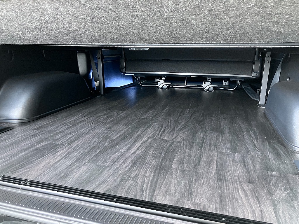 フローリング施工済み！