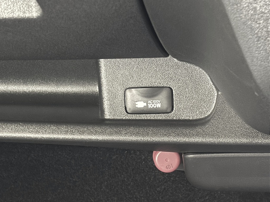 100Vコンセントつき！