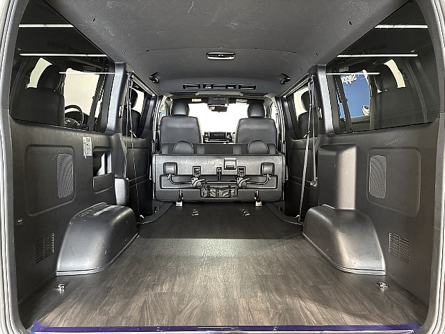 お手入れ楽々♪フローリング施工済み！