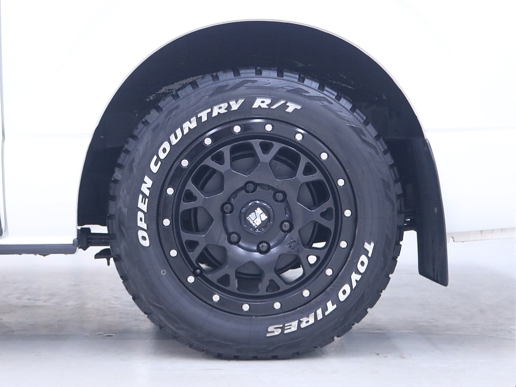 トヨタ ハイエースバン(15枚目)