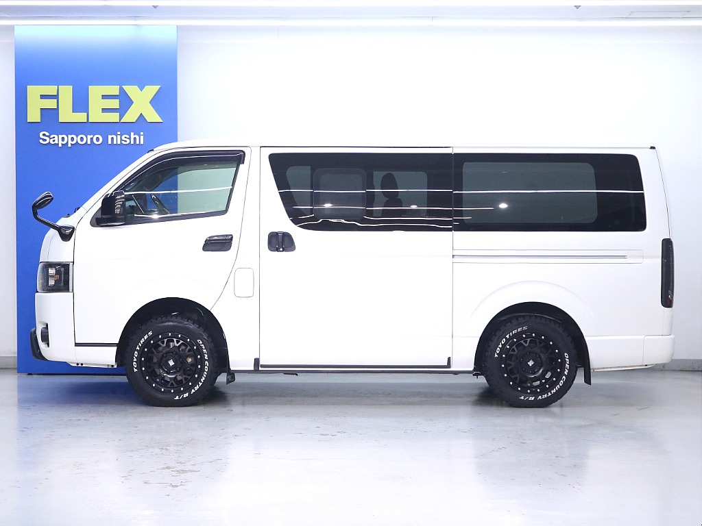 トヨタ ハイエースバン(17枚目)