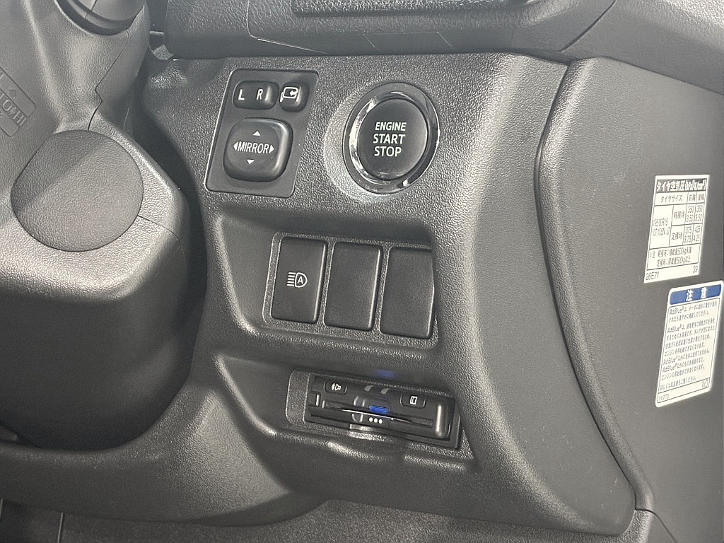 トヨタ ハイエースバン(38枚目)