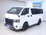 トヨタ ハイエースバン(6枚目)