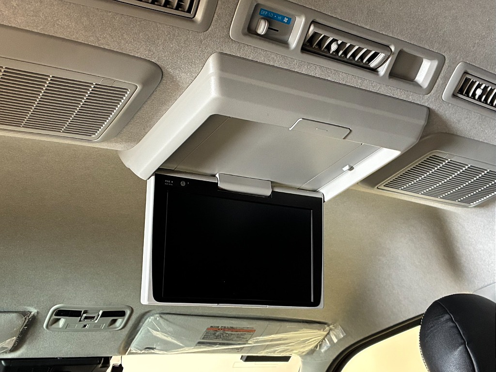 TOYOTA純正後席モニター♪