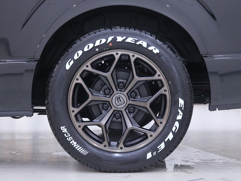 FLEX　HEXアルミホイール×グッドイヤーナスカータイヤ17in