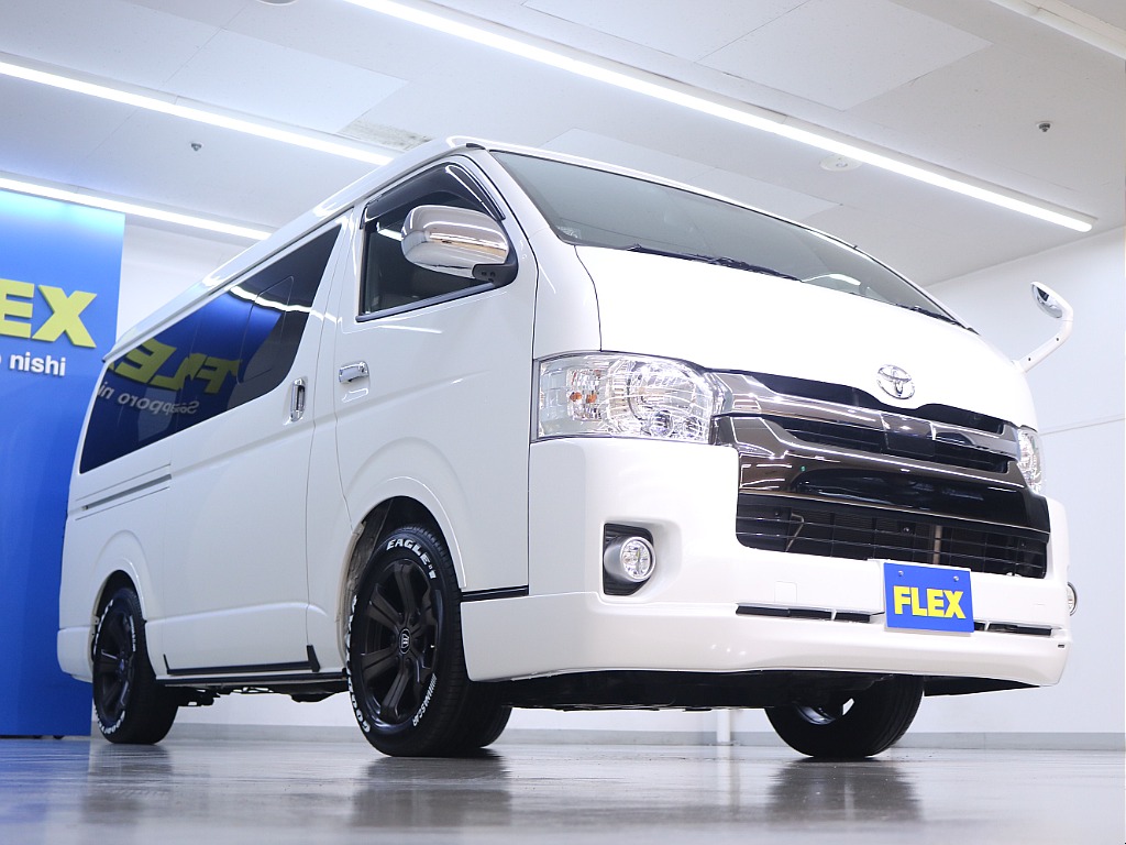 トヨタ ハイエースバン(13枚目)