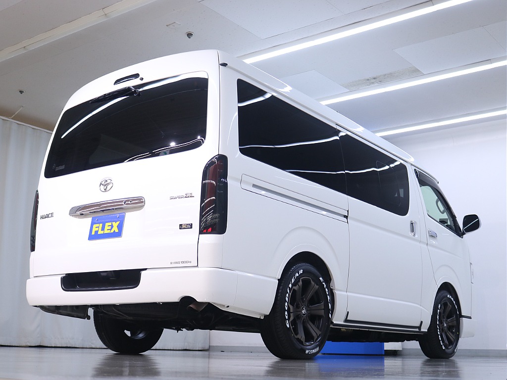 トヨタ ハイエースバン(23枚目)