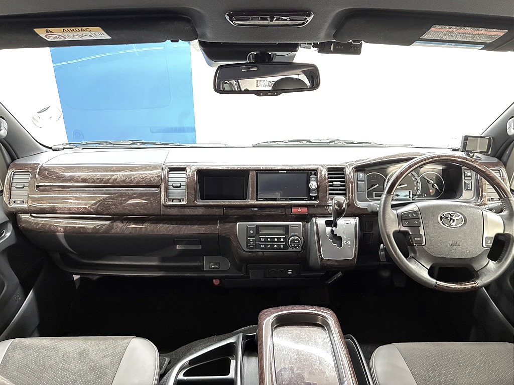 トヨタ ハイエースバン(48枚目)