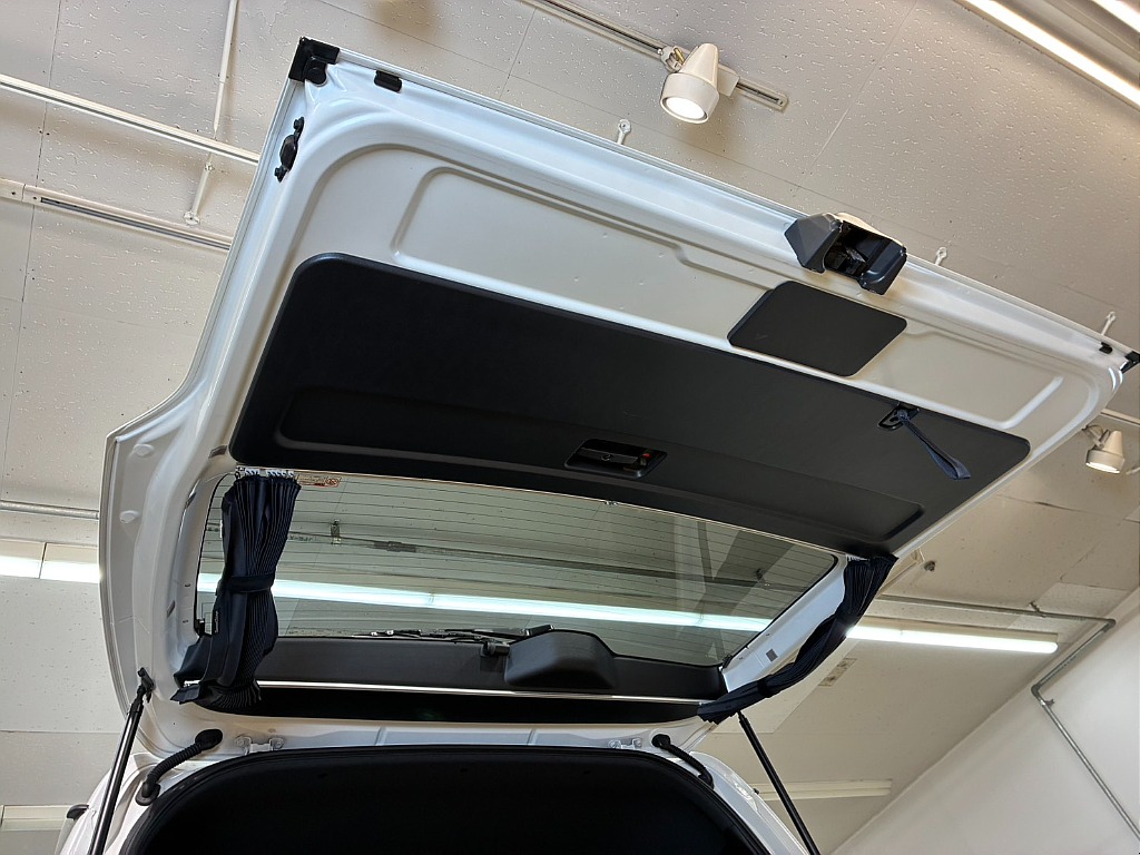 トヨタ ハイエースバン(60枚目)