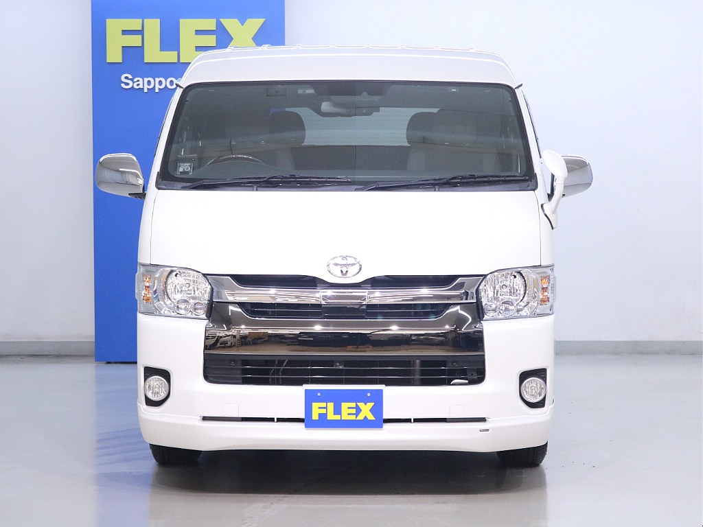 トヨタ ハイエースバン(10枚目)