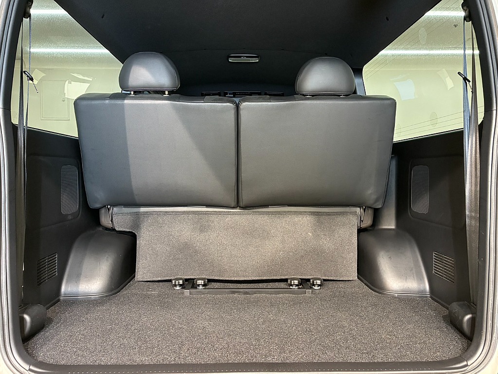 荷室も広々♪