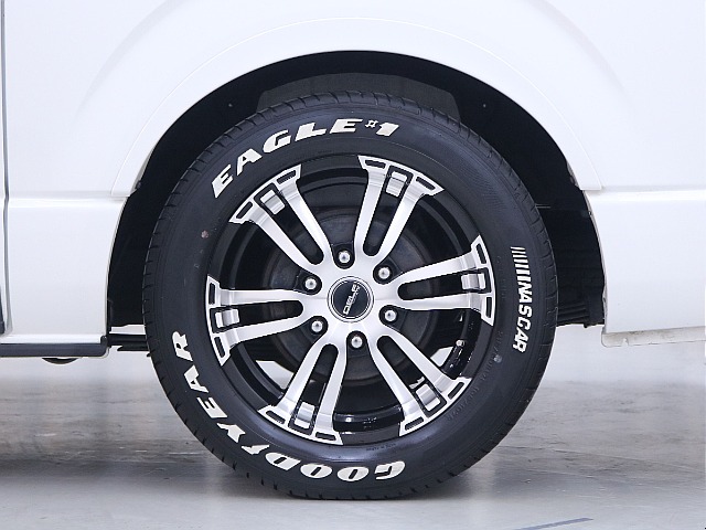 FLEX　Delf02　ブラックポリッシュ　アルミ・グッドイヤーナスカータイヤ17in