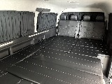 フルフラットで車中泊可♪