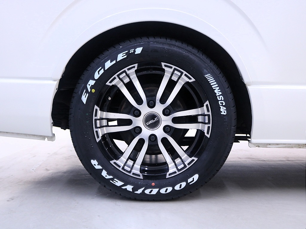 FLEX DELF02 17inAW 17inグッドイヤーナスカータイヤ