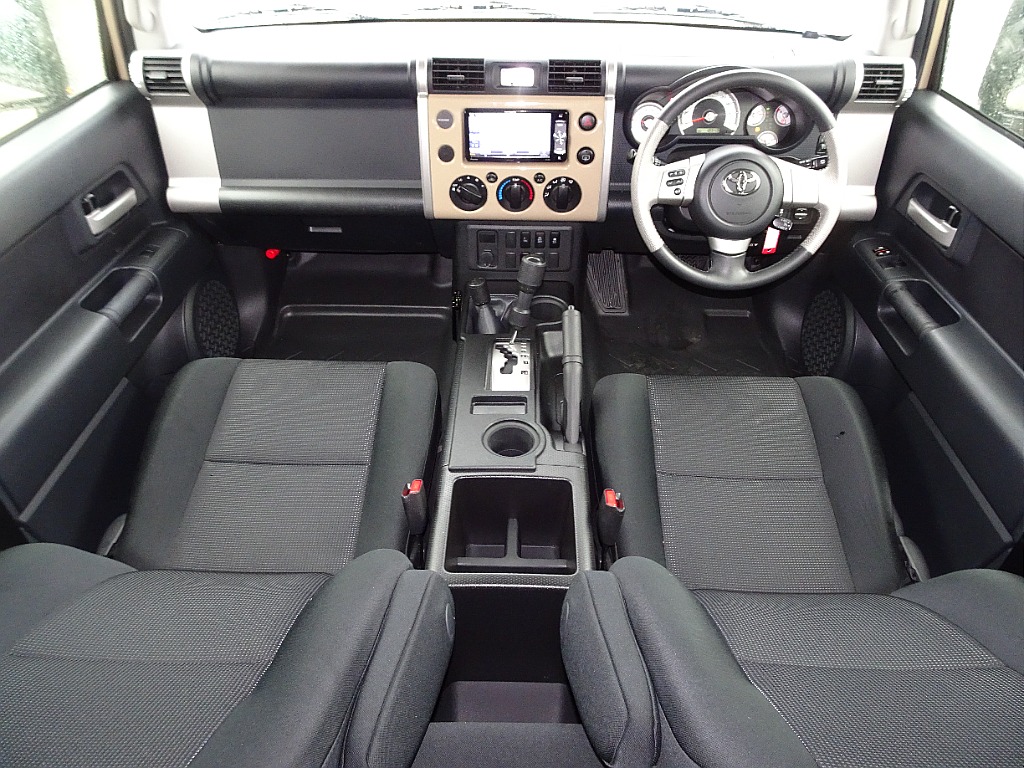 トヨタ FJクルーザー 4.0 4WD 各部ブラック塗装ルーフラック＆リアラダー 岡山県の詳細画像 その4