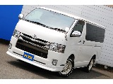 トヨタ ハイエースバン(10枚目)