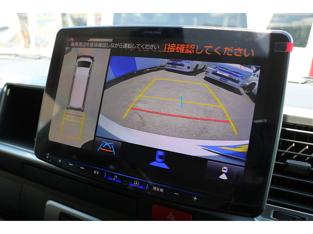 11インチメカレスナビ搭載！PVM＆Bカメラ連動施工済み♪