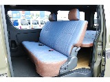トヨタ ハイエースバン(2枚目)