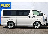 トヨタ ハイエースバン(7枚目)