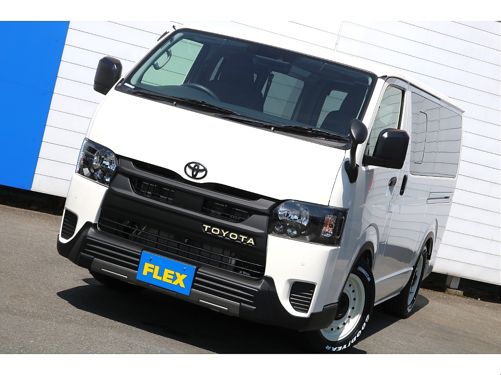トヨタ ハイエースバン(9枚目)