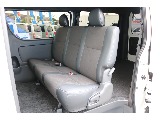 トヨタ ハイエースバン(2枚目)