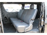 トヨタ ハイエースバン(2枚目)