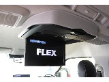 12.8インチフリップダウンモニター完備♪
