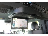 アルパイン製12.8インチフリップダウンモニター完備♪