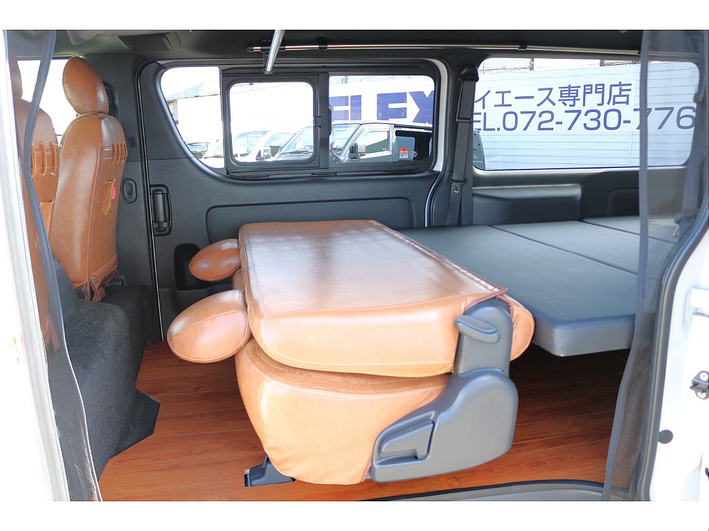 トヨタ ハイエースバン(18枚目)