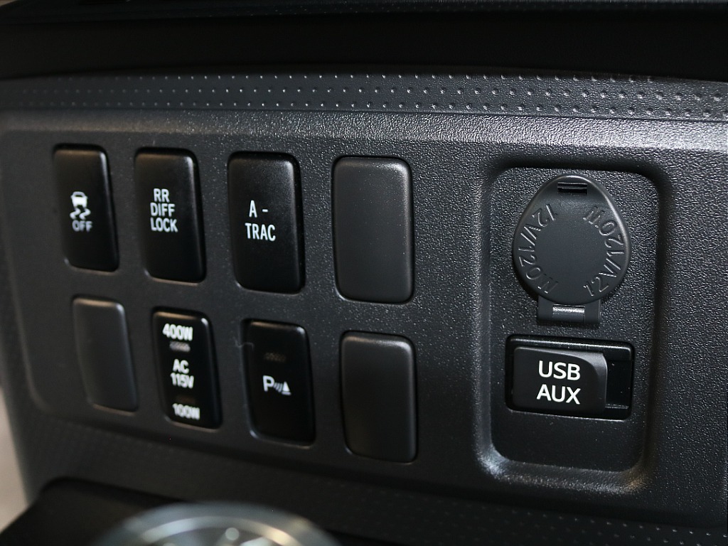 お問い合わせはランクル岡山店まで！！ＴＥＬ：０８６－４２０－２４２２