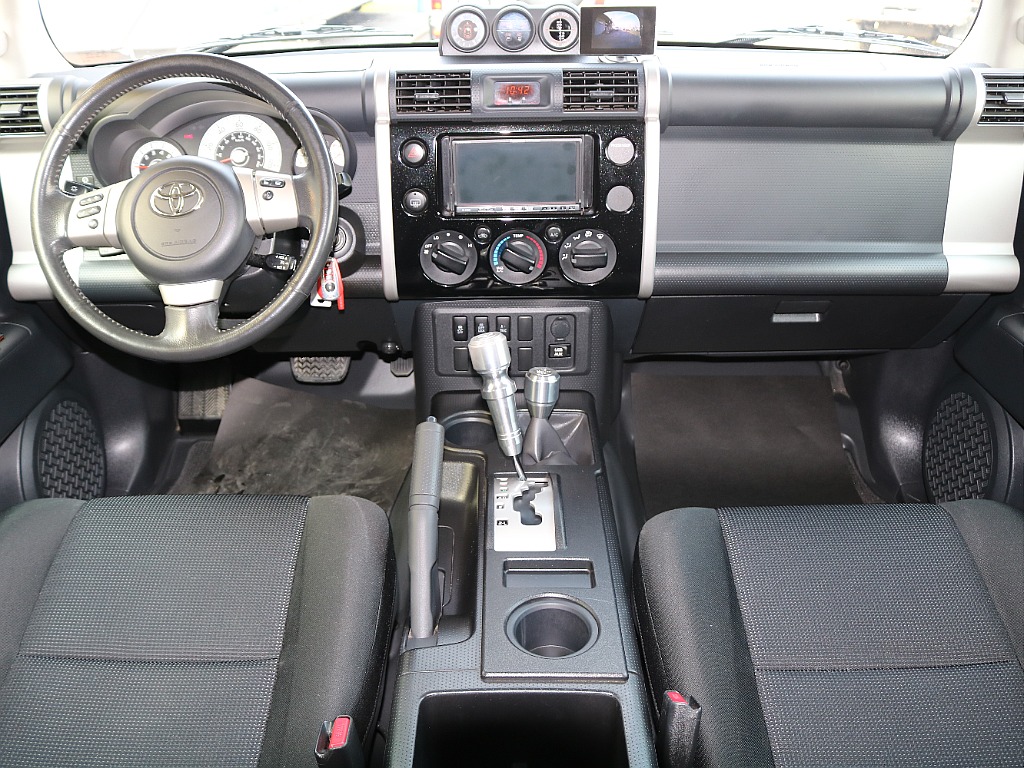 お問い合わせはランクル岡山店まで！！ＴＥＬ：０８６－４２０－２４２２