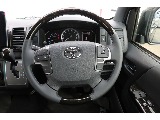 ステアリング、シフトノブもダークプライムⅡ仕様♪