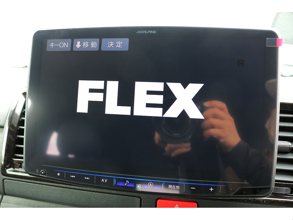 アルパイン製大型11インチナビ搭載