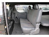 トヨタ ハイエースバン(2枚目)