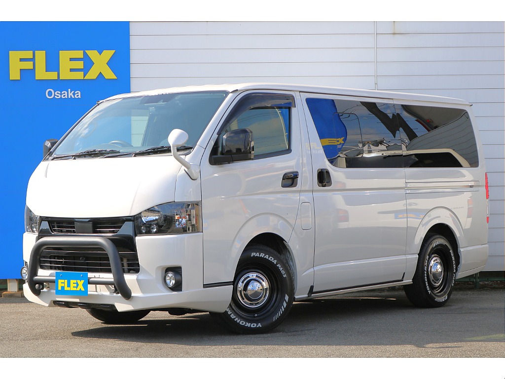 トヨタ ハイエースバン(1枚目)