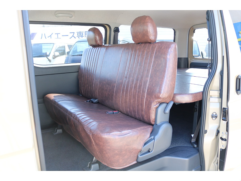 【厳選仕入】R7年式　ハイエースバンスーパーGL　大人気アースカラーパッケージベージュ　ガソリン２WD　登録済み未使用車