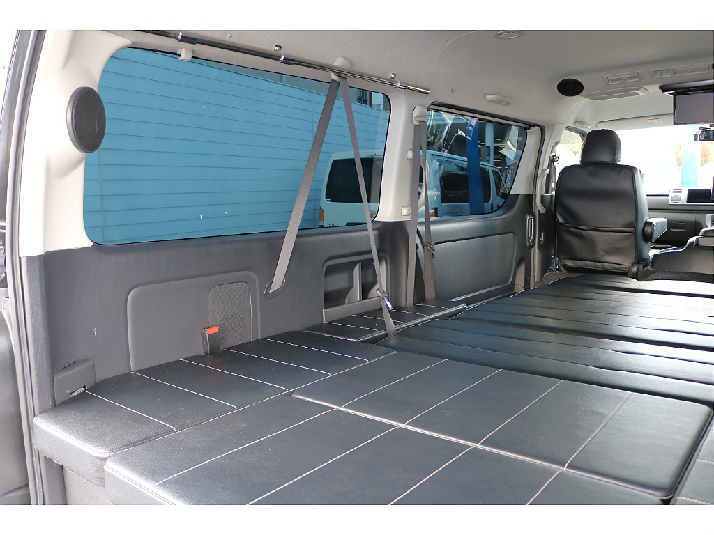 【厳選仕入れ】H28年式ハイエースワゴンGLガソリン4WD