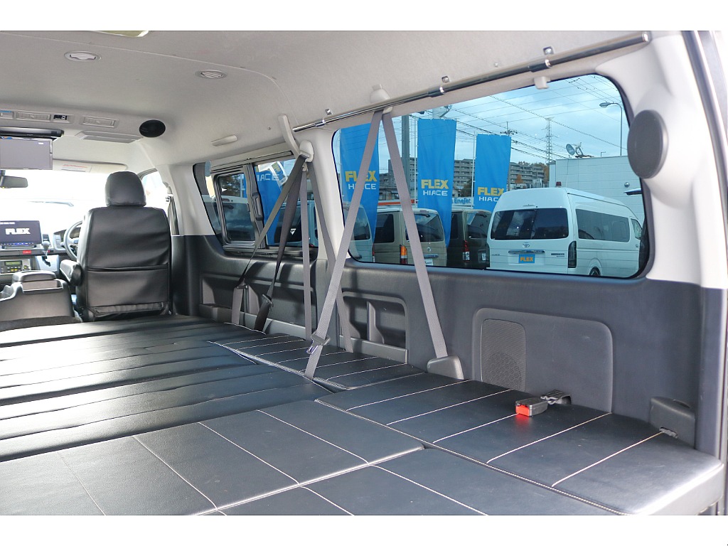 【厳選仕入れ】H28年式ハイエースワゴンGLガソリン4WD