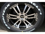 足元にはDelf02　17インチをインストール♪