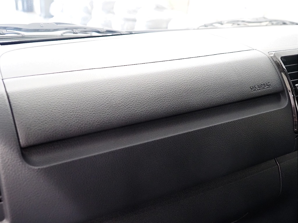 【厳選仕入/7型ガソリン2WD】R4年式　ダークプライムⅡ　フルエアロ＆家具付きベッドキット搭載♪【全国納車可能】