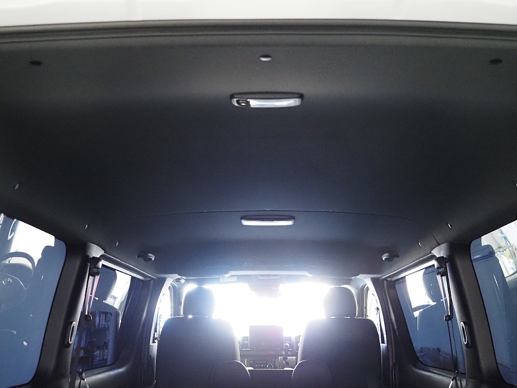 【厳選仕入/7型ガソリン2WD】R4年式　ダークプライムⅡ　フルエアロ＆家具付きベッドキット搭載♪【全国納車可能】